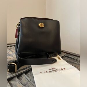 Coach Leather Willow Bucket Bag